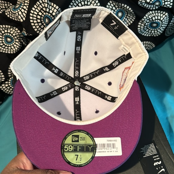 Florida Marlins Size 7 1/2 Fitted Cap - Picture 4 of 4